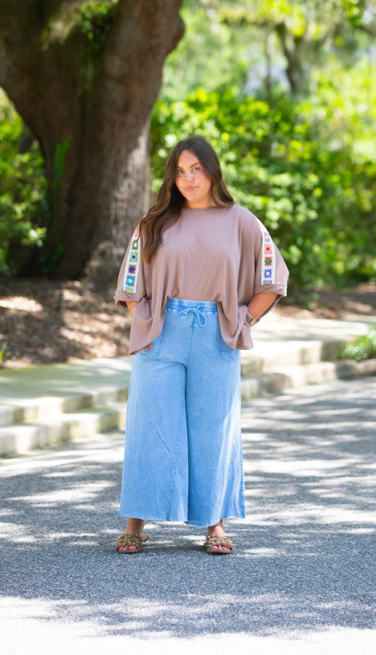 Easel Wide Leg Pants