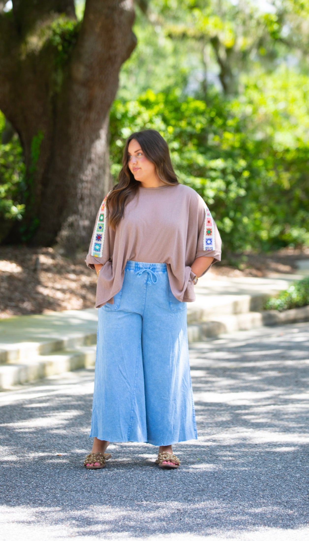 Easel Wide Leg Pants