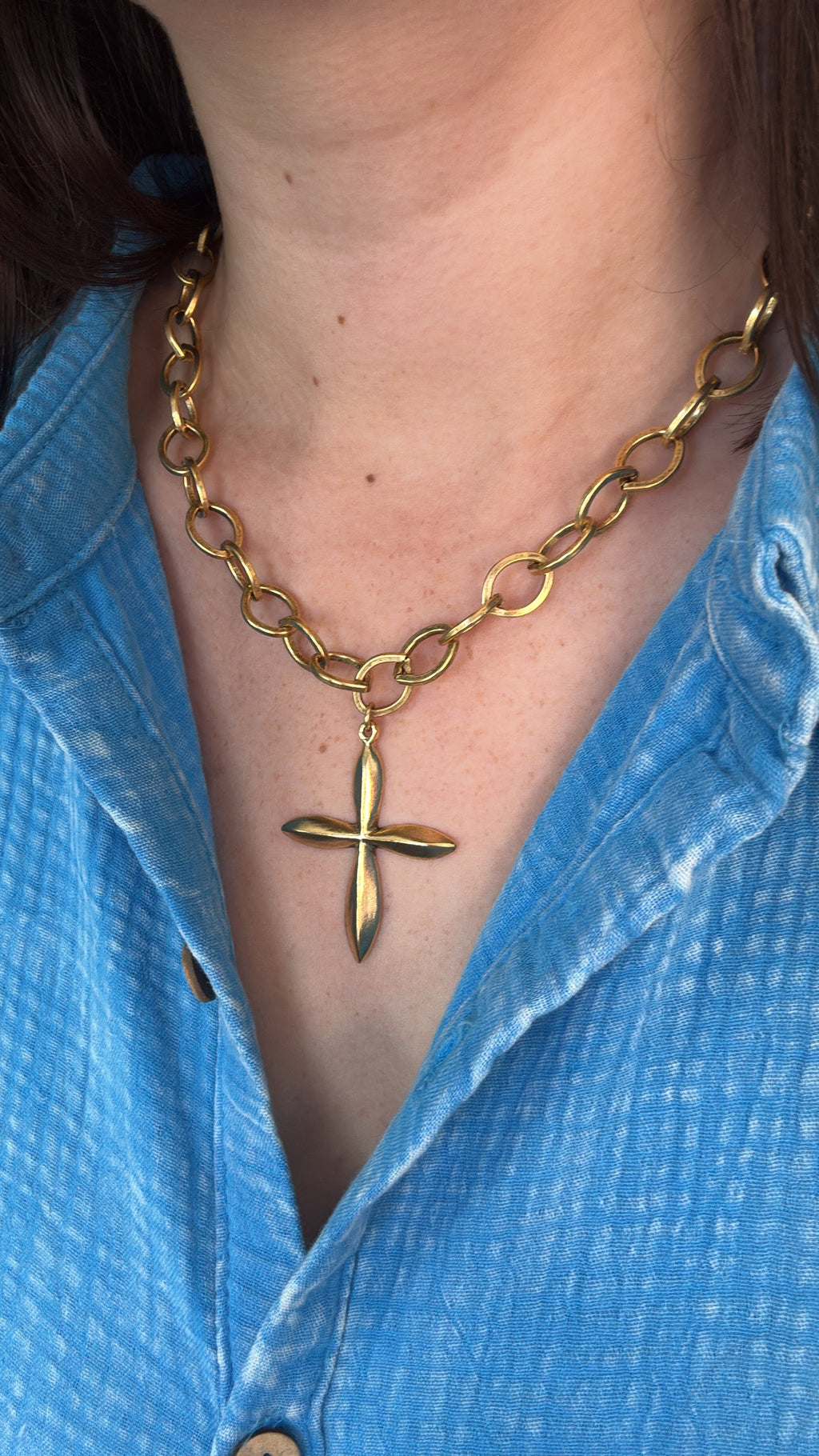 Beveled Cross Chain Necklace