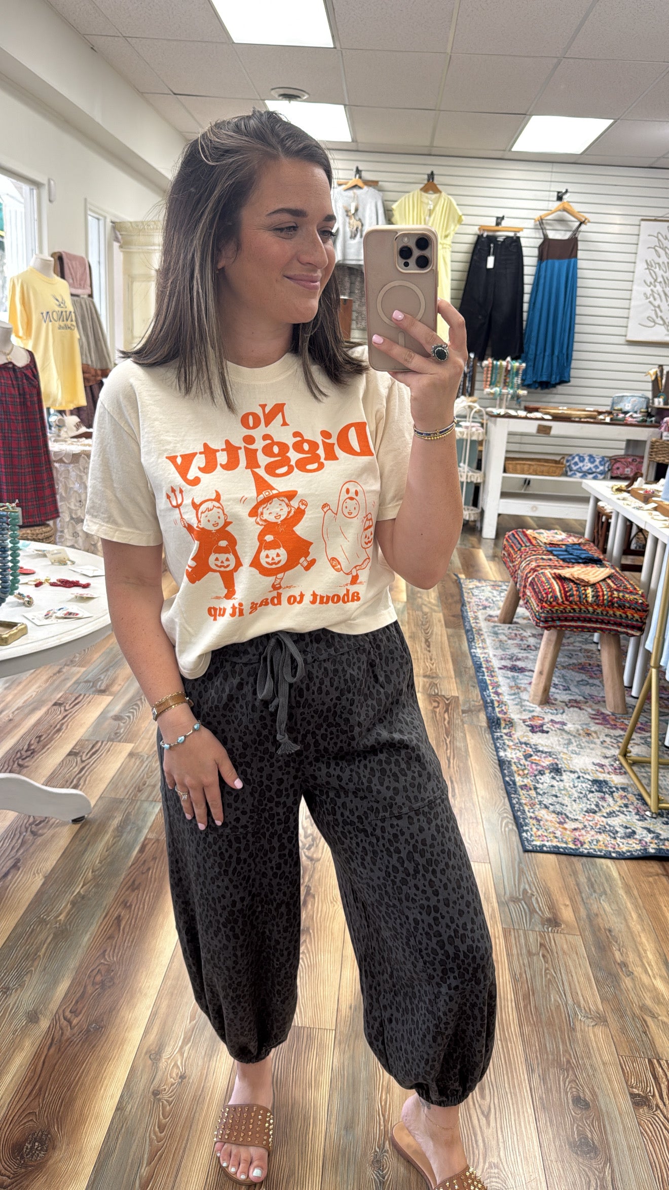 No Diggity About To Bag It Up Graphic Tee