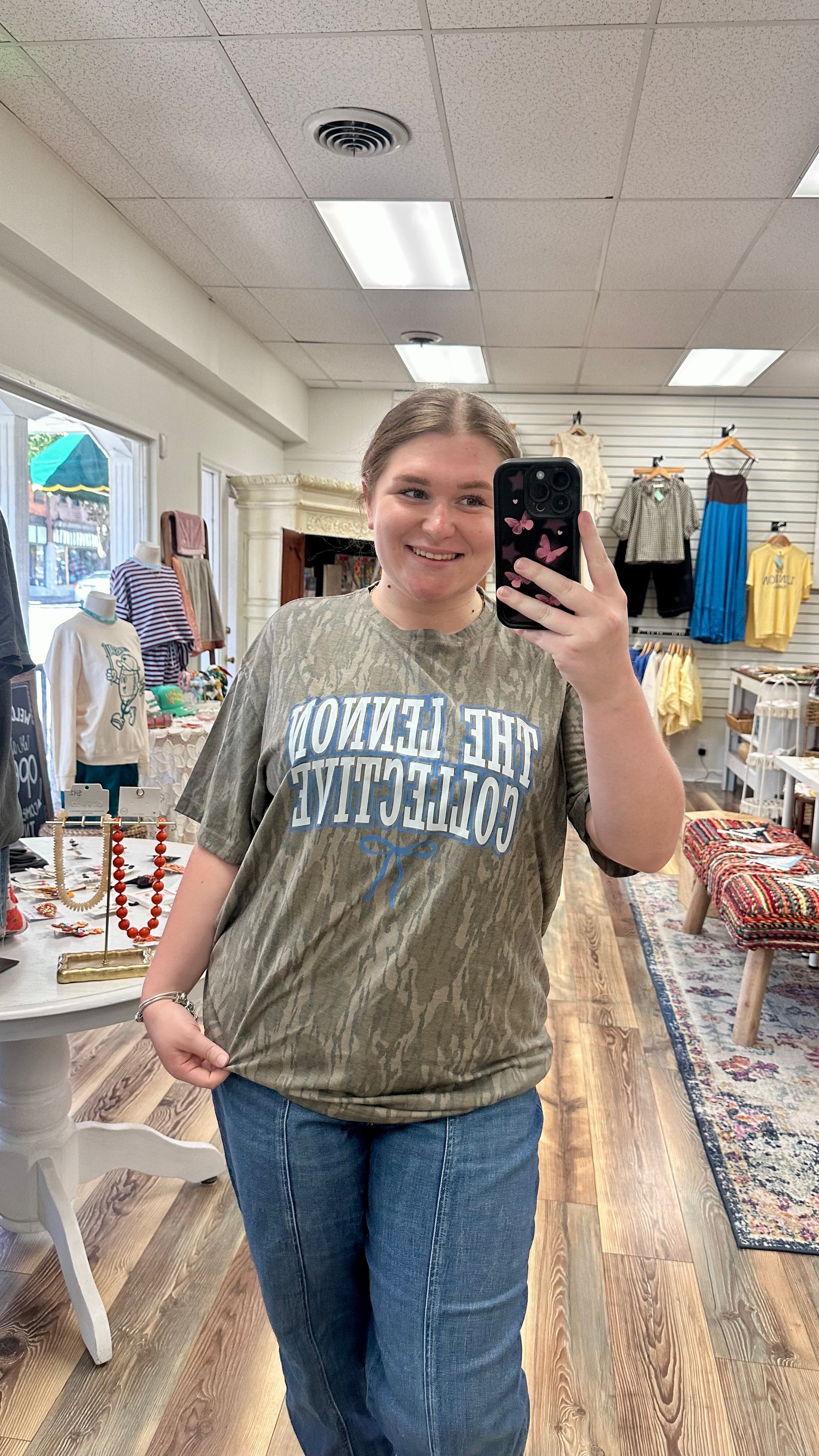 Mossy Oak Lennon Graphic Tee