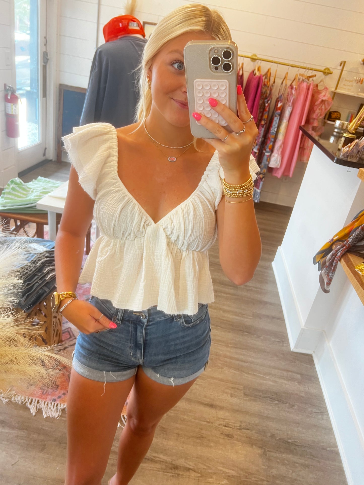 White ruffle crop